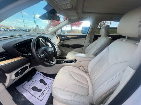 2016 Lincoln MKC Select