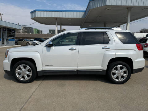 2017 GMC Terrain for sale at GRC OF KC in Gladstone MO