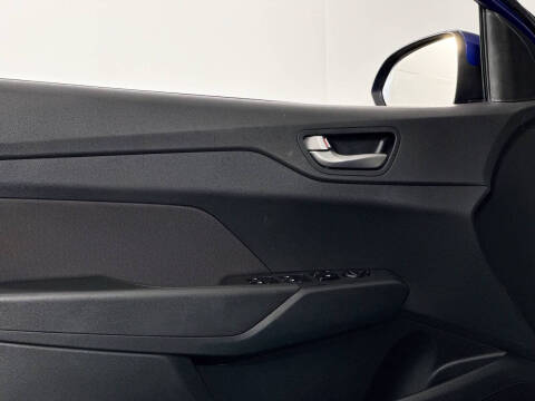 2019 Hyundai Accent SE