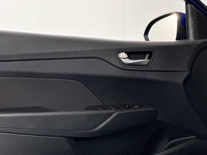 2019 Hyundai Accent SE