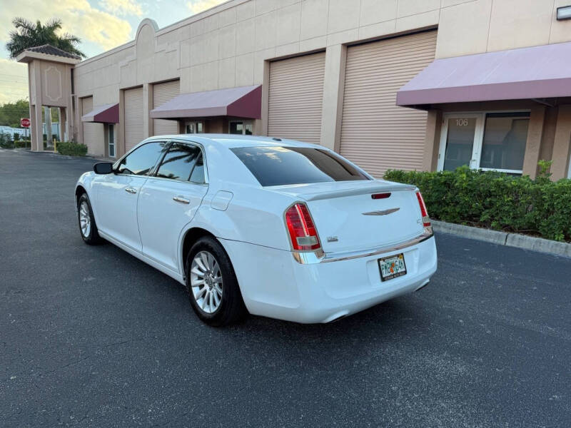 2014 Chrysler 300 C