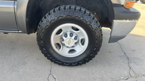 2000 Chevrolet Silverado 2500 LS