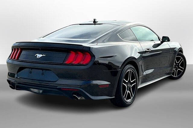 2020 Ford Mustang EcoBoost