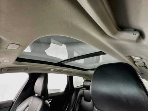 2024 Volvo XC60 B5 Core Dark Theme