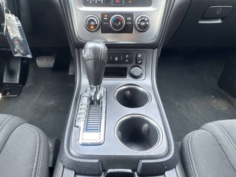 2013 GMC Acadia SLE-2