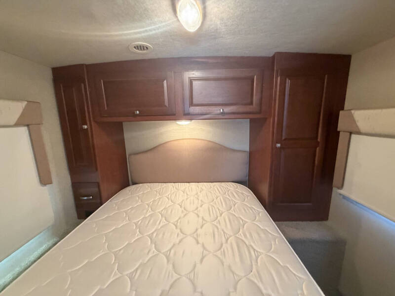 2015 Winnebago Vista