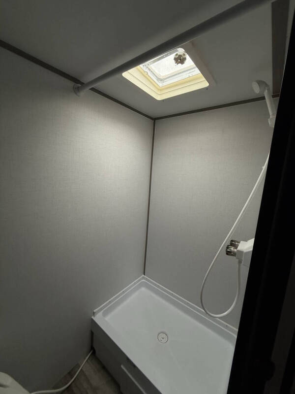 2024 Coleman CM17R24