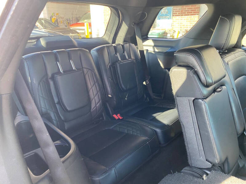 2017 Ford Explorer Platinum