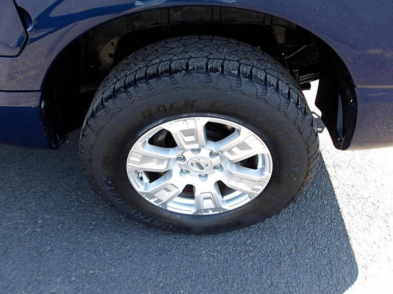 2018 Nissan Titan SV