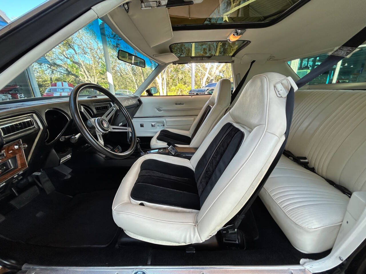 1975 Oldsmobile Cutlass 25
