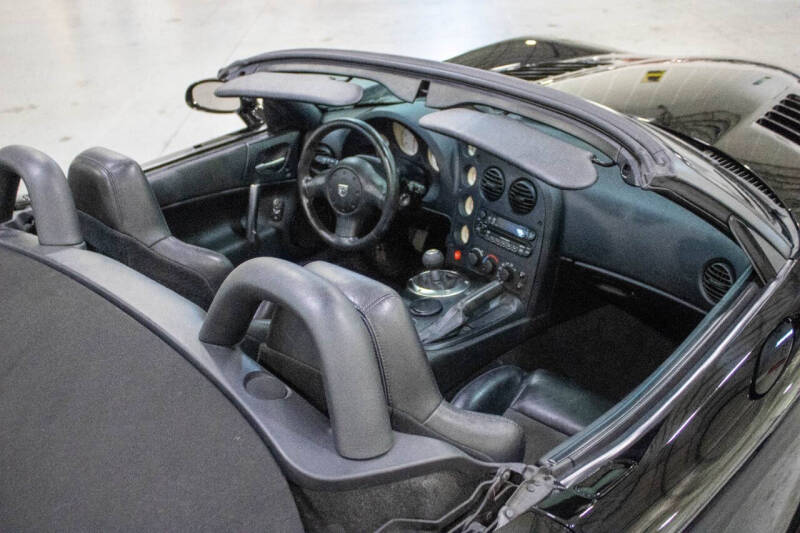 2003 Dodge Viper SRT-10