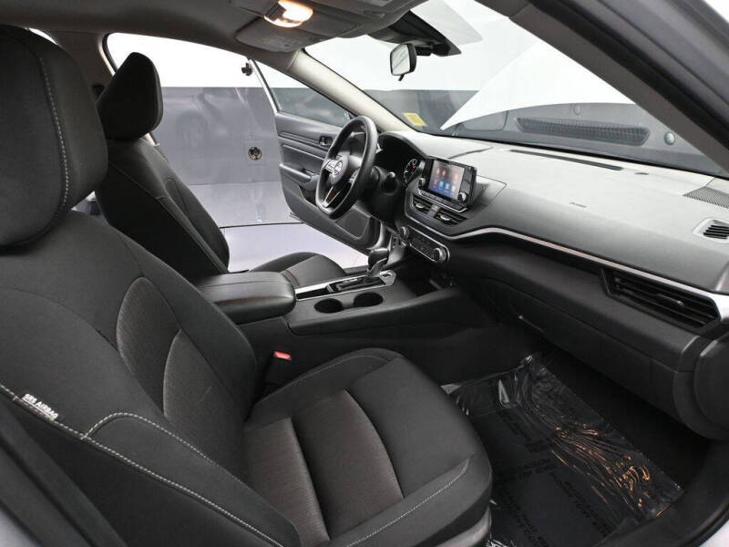 2024 Nissan Altima 2.5 S