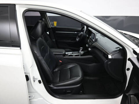 2020 Nissan Altima 2.0 Platinum