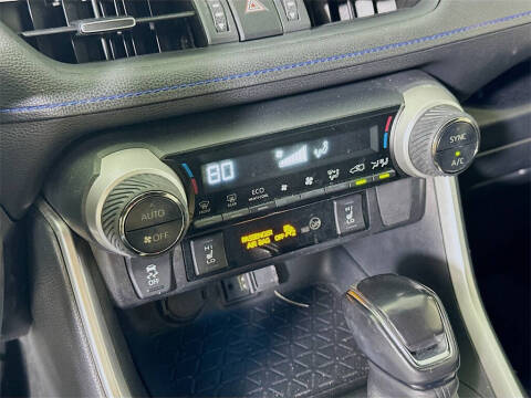 2019 Toyota RAV4 Hybrid XSE