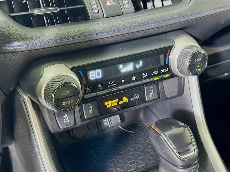 2019 Toyota RAV4 Hybrid XSE