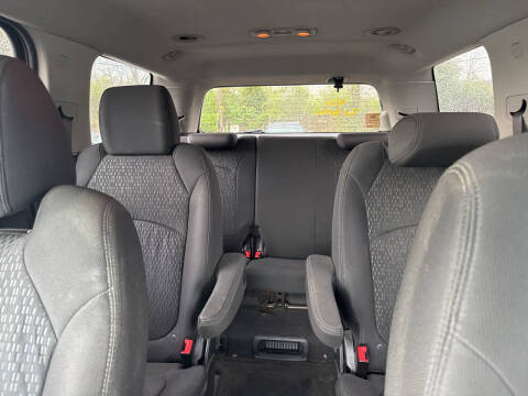2011 GMC Acadia SLE