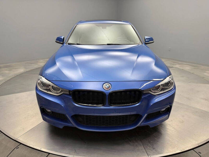 2017 BMW 3 Series 330i xDrive