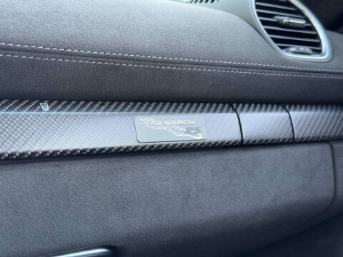 2024 Porsche 718 Cayman GT4 RS