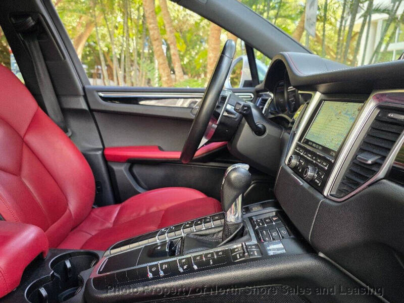 2016 Porsche Macan S