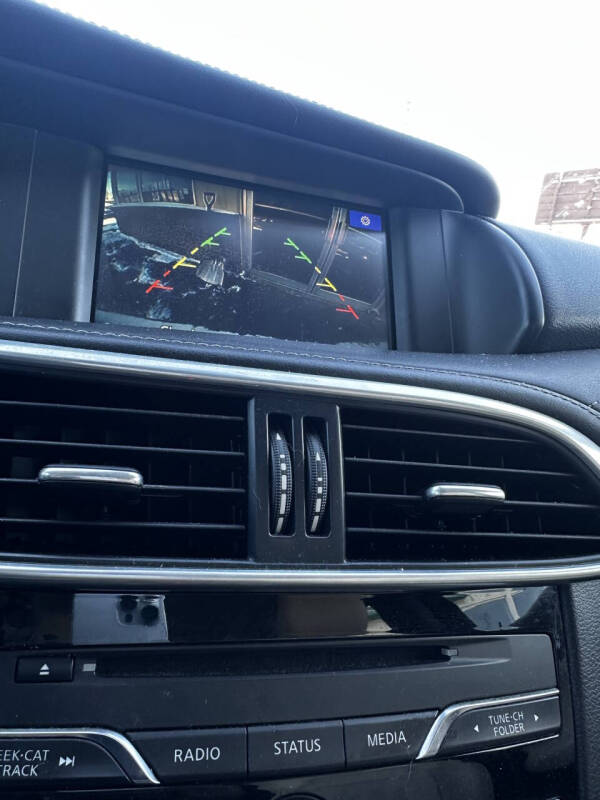 2017 Infiniti QX30 Premium