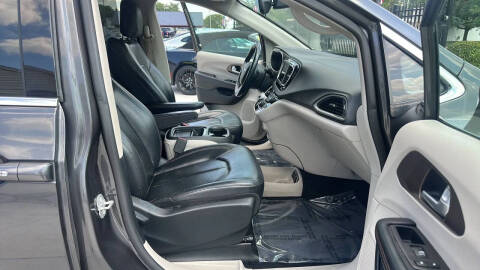 2018 Chrysler Pacifica Touring L