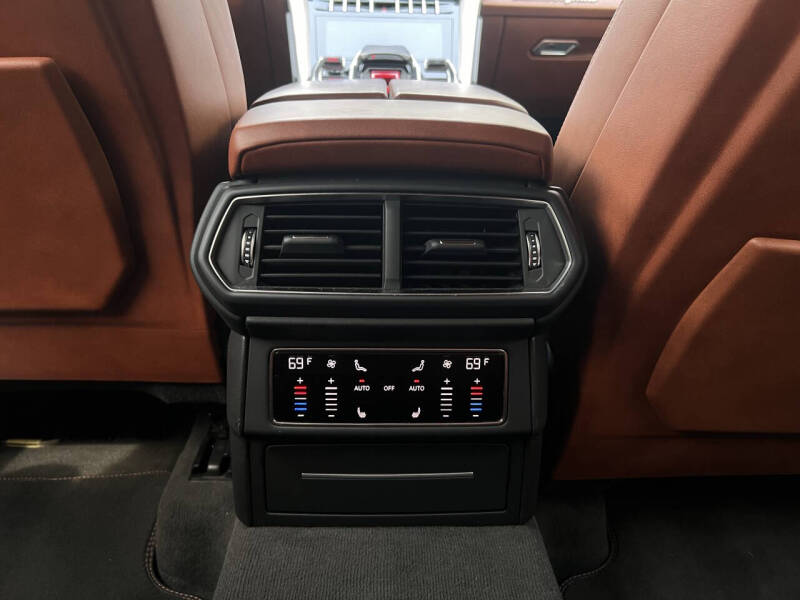 2019 Lamborghini Urus