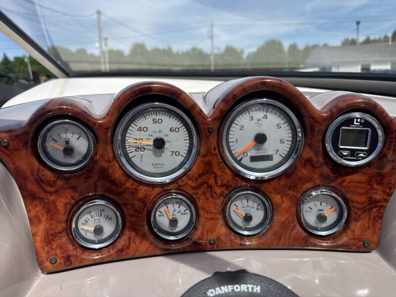 2003 Rinker 232 CAPTIVA