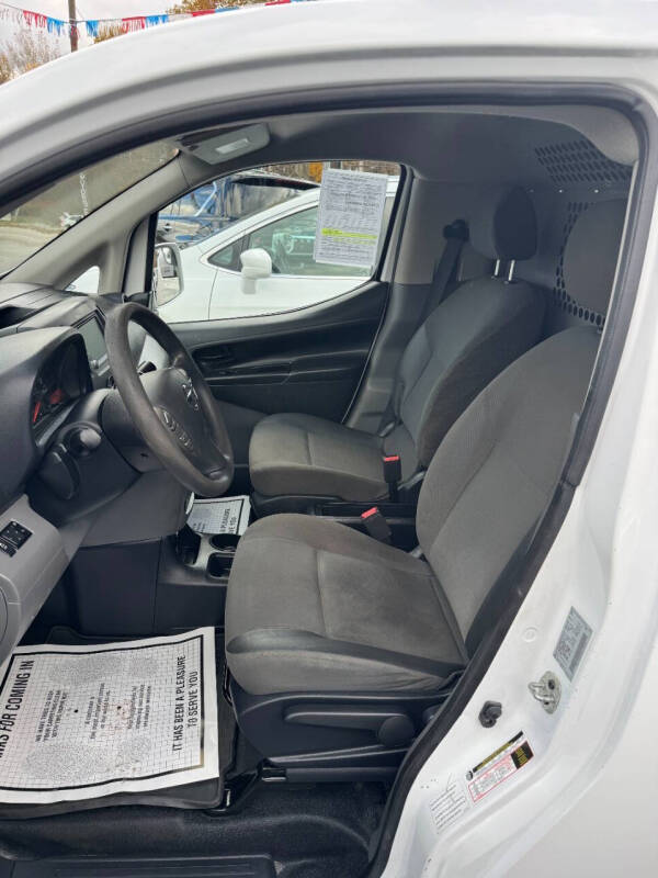 2021 Nissan NV200 SV