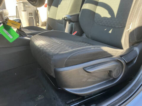 2019 Kia Rio 5-Door S