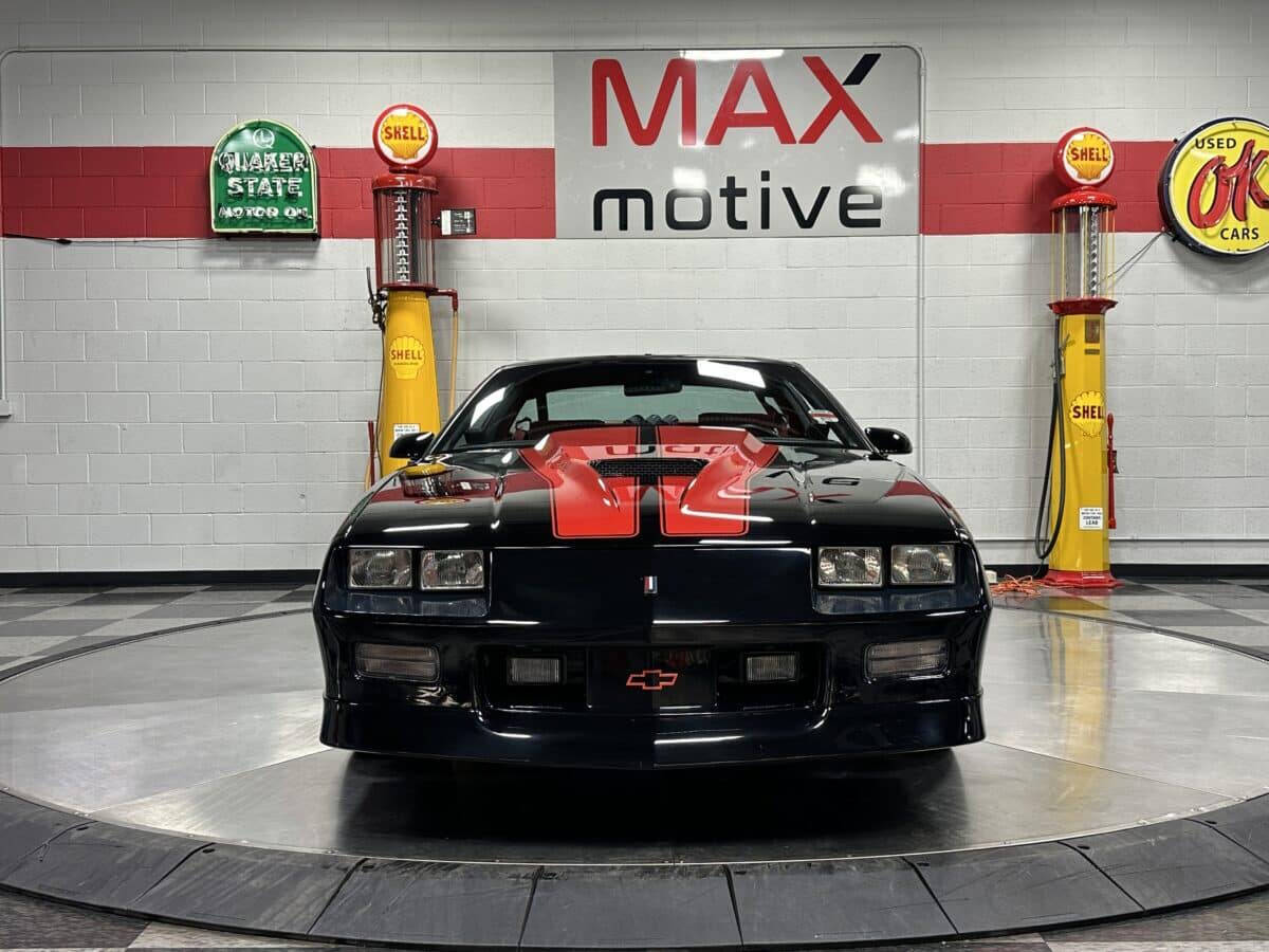 1985 Chevrolet Camaro 2