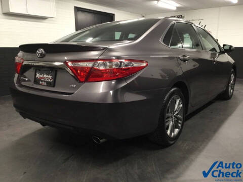 2017 Toyota Camry SE