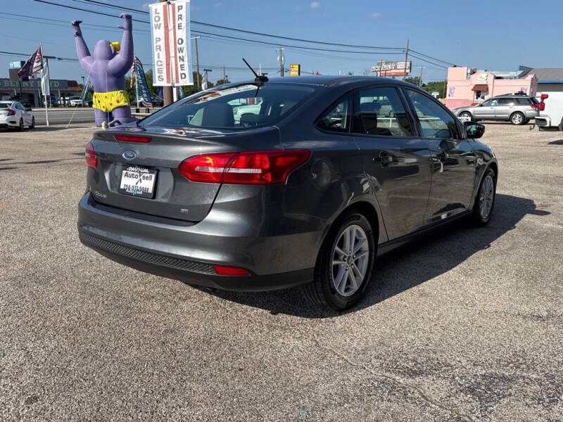 2017 Ford Focus SE