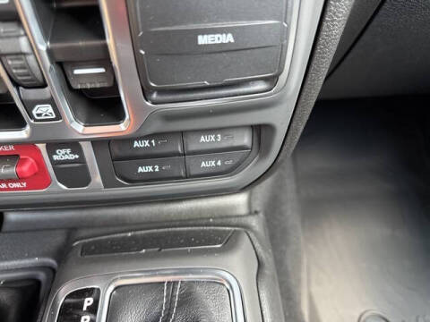 2025 Jeep Gladiator Willys