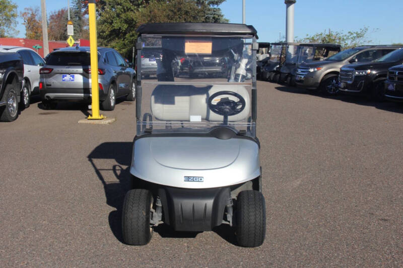 2020 E-Z-GO RXV ELiTE