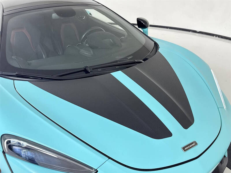 2022 McLaren GT