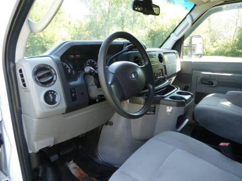 2013 Ford E-Series E-250