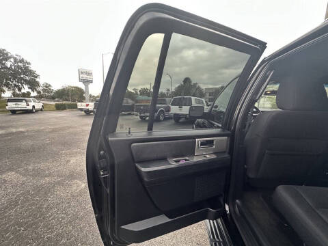 2017 Ford Expedition EL XLT