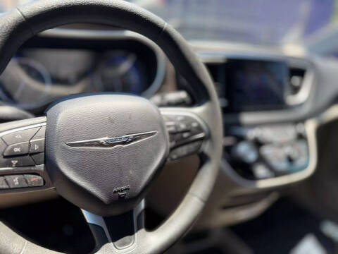 2017 Chrysler Pacifica Touring