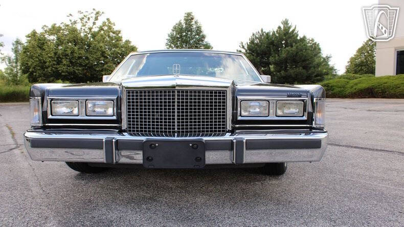 1986 Lincoln Town Car