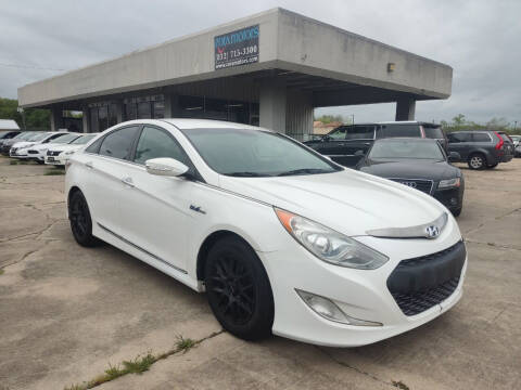 2012 Hyundai Sonata Hybrid for sale at ZORA MOTORS in Rosenberg TX