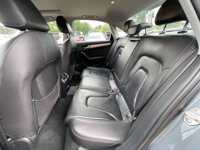 2016 Audi A4 2.0T quattro Premium