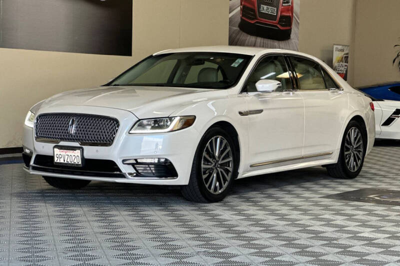 2017 Lincoln Continental Select
