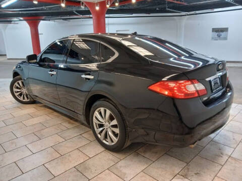 2014 Infiniti Q70 3.7