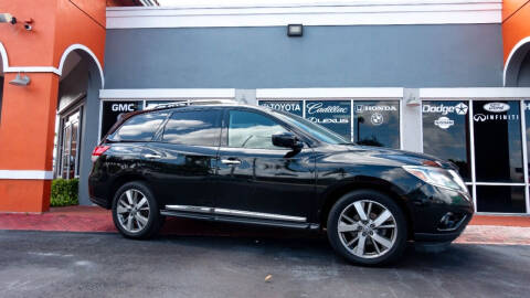 2013 Nissan Pathfinder for sale at Car Depot in Miramar FL