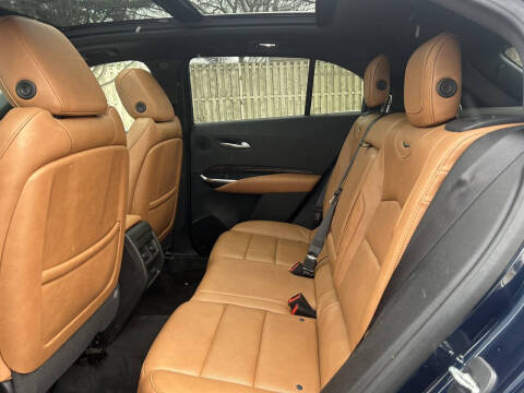 2020 Cadillac XT4 Premium Luxury