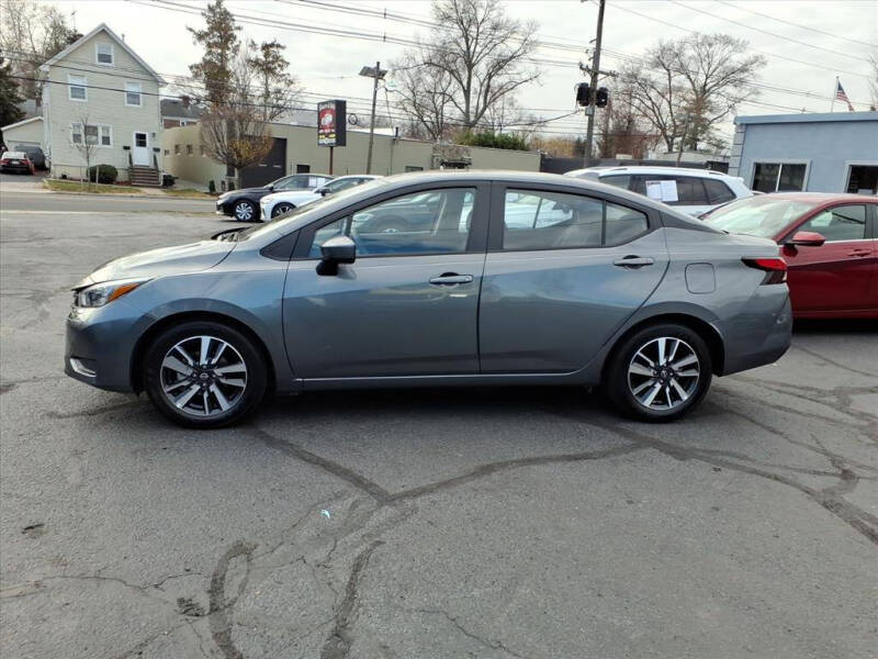 2025 Nissan Versa SV