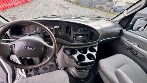 2008 Ford E-Series E-250