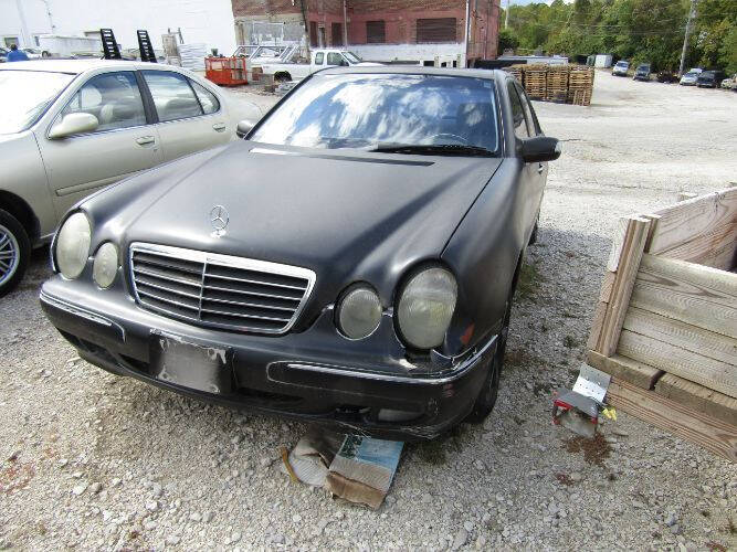 2000 Mercedes-Benz E-Class