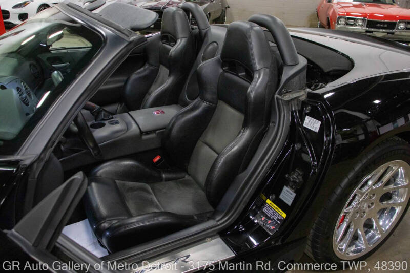 2004 Dodge Viper SRT-10