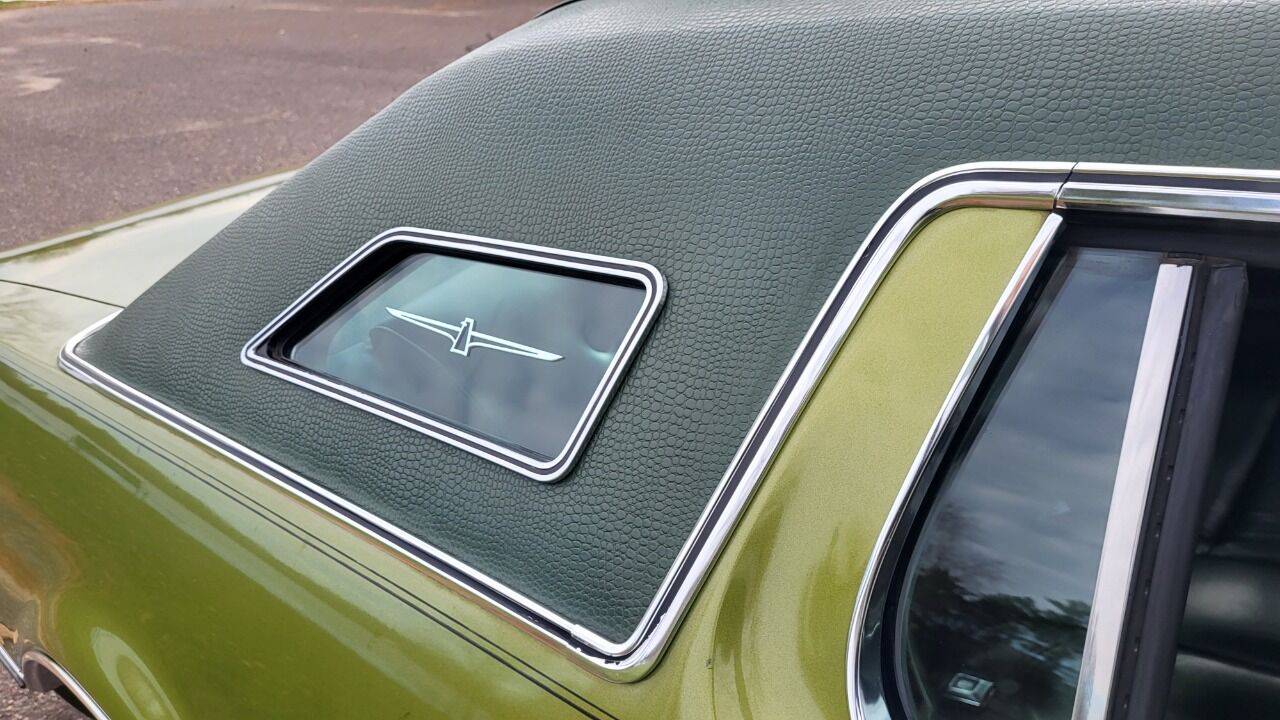 1973 Ford Thunderbird 104